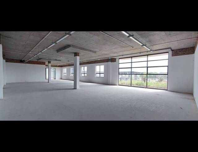 2,230M² WAREHOUSE TO LET IN HIGHVELD
